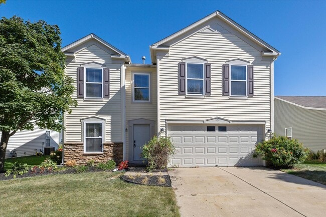 Building Photo - 898 Stonehurst Dr Rental