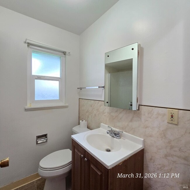 Photo - 786 Lovers Ln