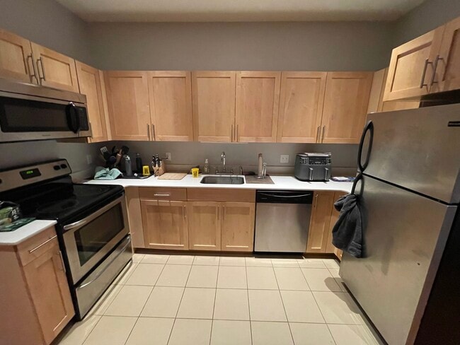 Photo - 411 Washington St