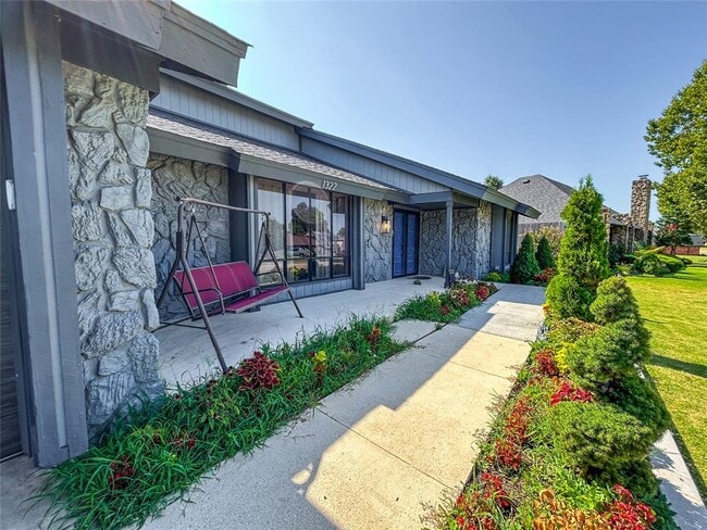 Photo - 13228 Green Valley Dr