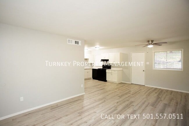 Photo - 6 Edgemont Dr