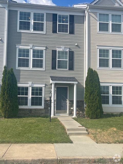 Building Photo - 18 Chillingham Ct Rental