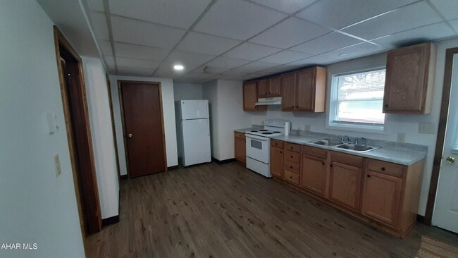 Photo - 500 Gallitzin Rd