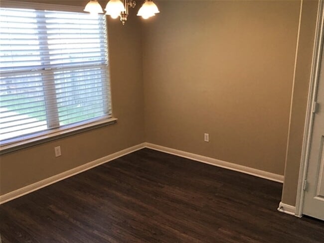 Photo - 3926 Cloudbluff Ln