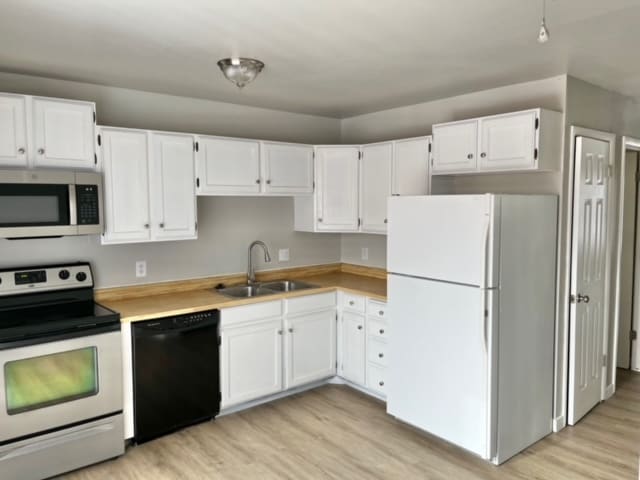 Photo - Pheasant Glen Town House #35