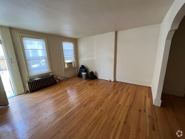 Building Photo - 3 Bedroom Townhouse in Bella Vista