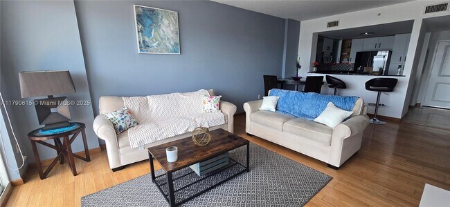 Photo - 7900 Harbor Island Dr Unidad 1024 Rental