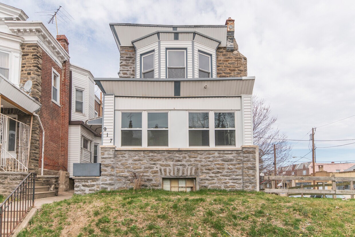 Photo - 917 W Duncannon Ave (Philadelphia, PA)