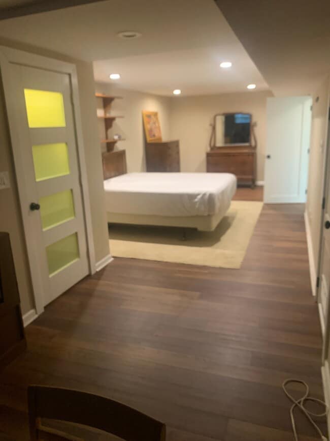 Photo - 2320 Elmwood Dr SE
