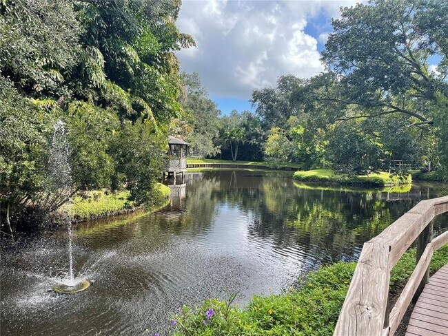 Photo - 2927 W Gandy Blvd