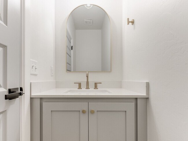 Photo - Norman - Close to Campus! 3 Bed, 2.5 Bath ...