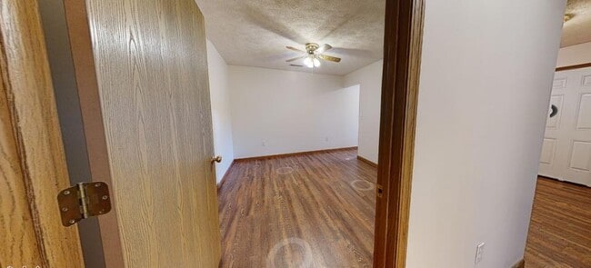 Photo - 909 W Cherry St