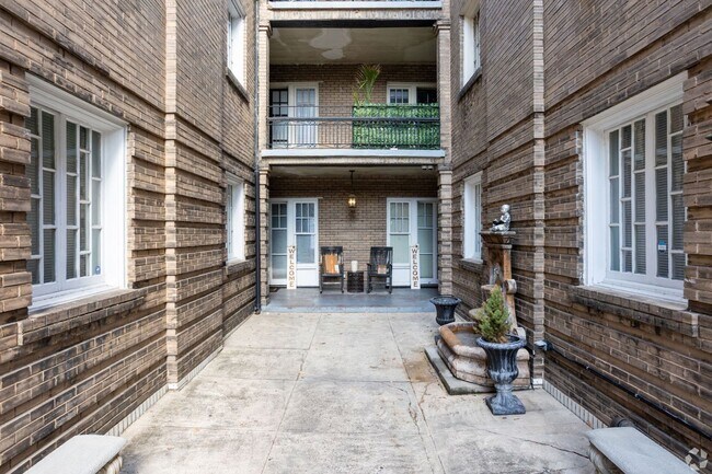 Photo - Katherine Court Apartments