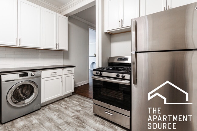 Building Photo - 1132 Maple Ave Unit 2