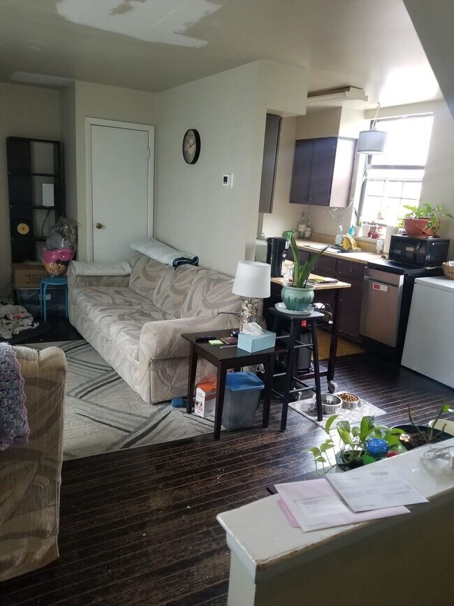 Photo - 308 W Wildey St Apartment Unit 2