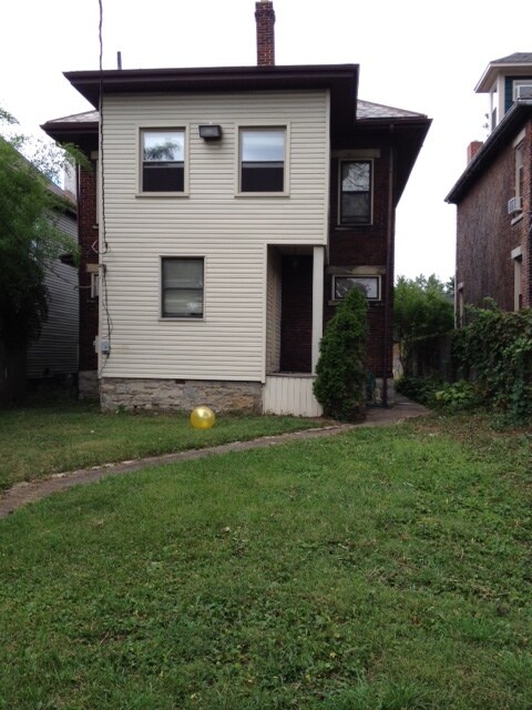 Photo - 347 E 12th Ave