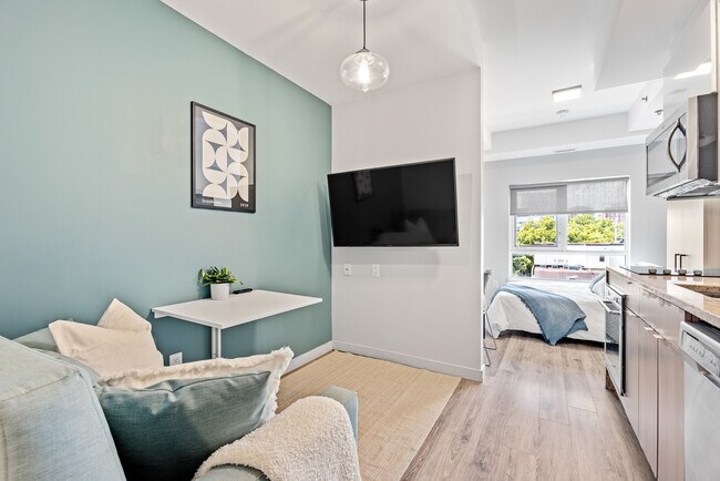 Photo - 417 Nelson - Student Living