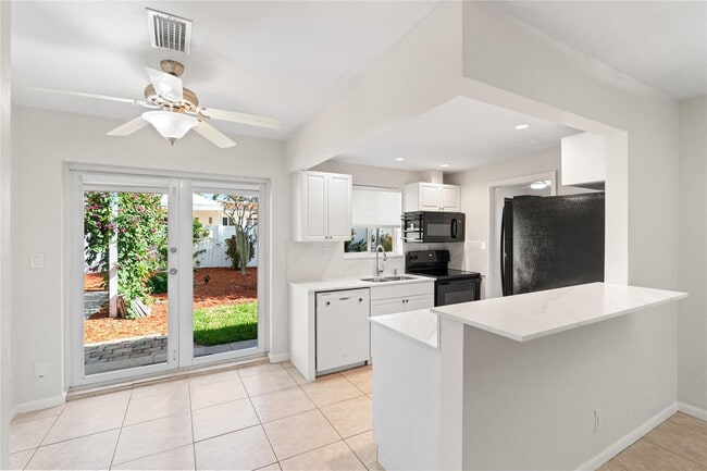 Photo - 2616 Middle River Dr