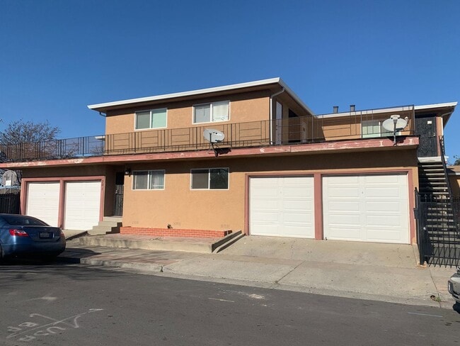 Building Photo - 301 Willard Ave Unit #C