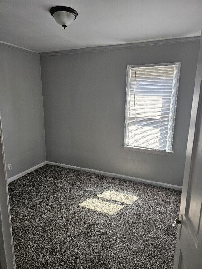 Photo - 5786 Neff Ave