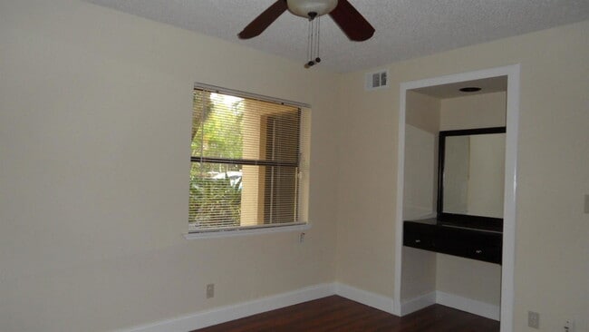 Photo - 9999 Summerbreeze Dr Unit 1007