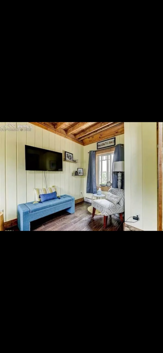 Photo - 210 Dewell Rd