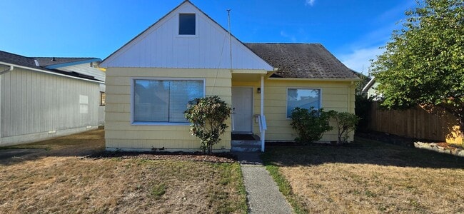 Building Photo - 714 Georgiana St Unit A