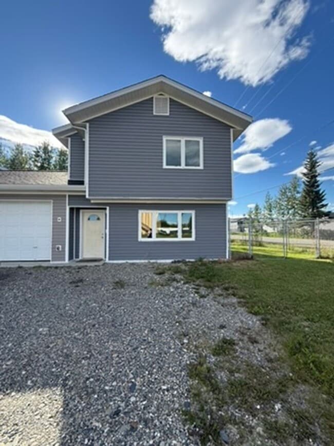 Building Photo - Modern 2-Bedroom Rental in North Pole!