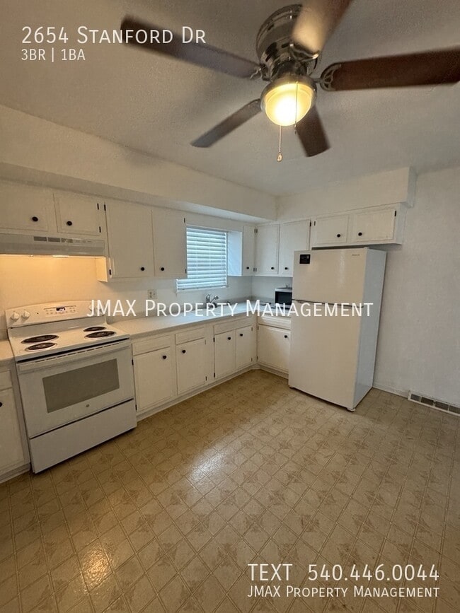 Photo - 2654 Stanford Dr