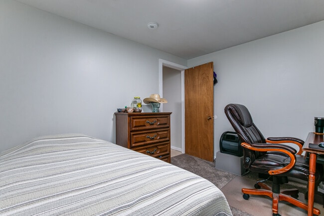 Photo - 1605 Leavenworth St Unit Basement