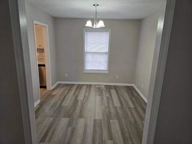 Photo - 630 Connaly Dr