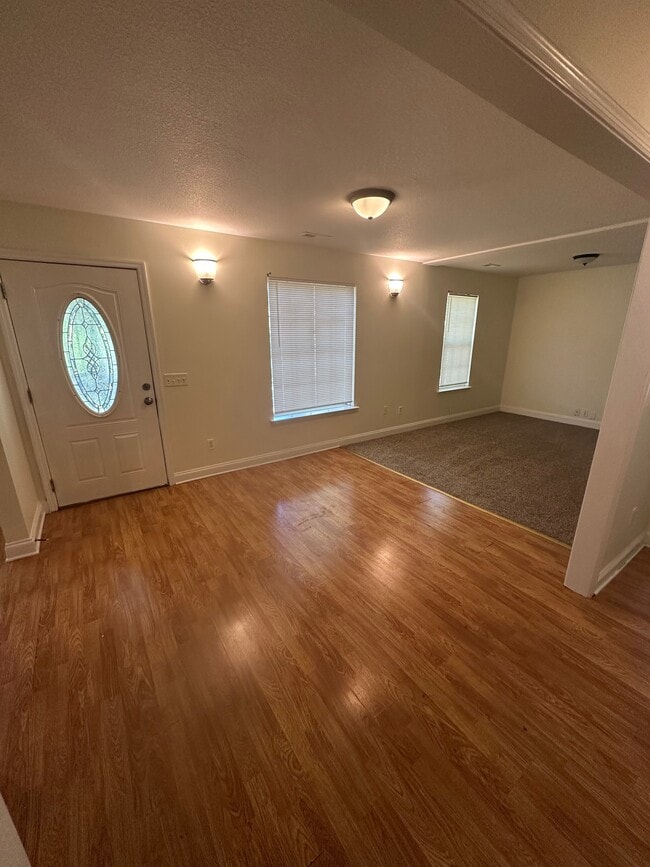 Photo - 1830 Tunnel Blvd