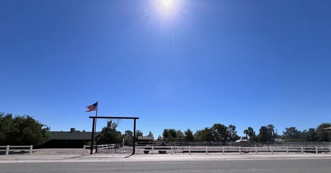 Photo - Northwest Valley Horse Property with Stalls