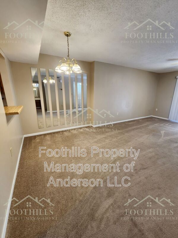 Photo - 1911 Northlake Dr