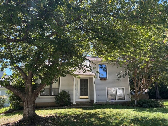 Photo - 913 Langdon Ct