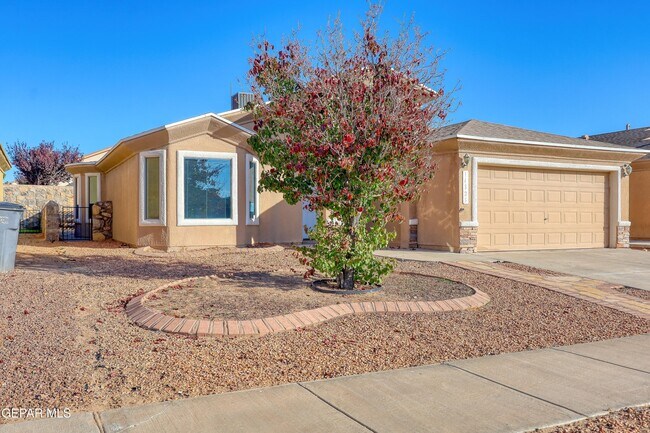 Photo - 14325 Woods Point Ave