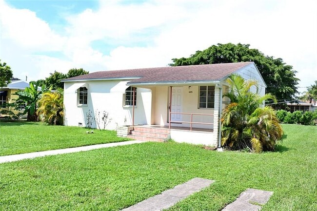 Building Photo - 2640 SW 79th Ave Rental