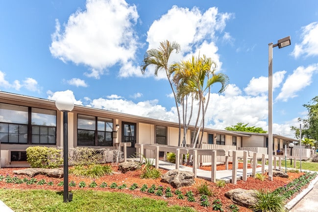 Photo - Centre Lake III