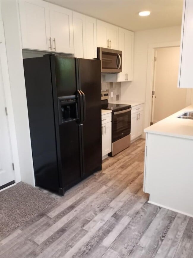 Photo - Fully Remodeled 3 Bed / 2 Bath Home with 2-Car Garage