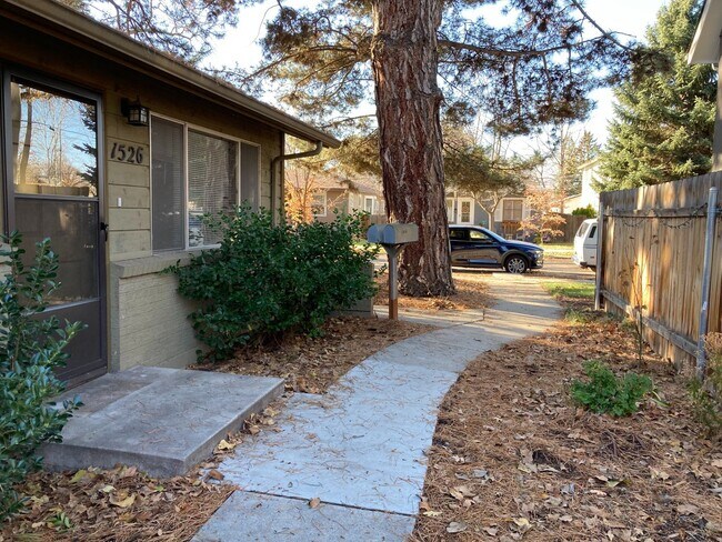 Photo - 1526 N 25th St Unit 607