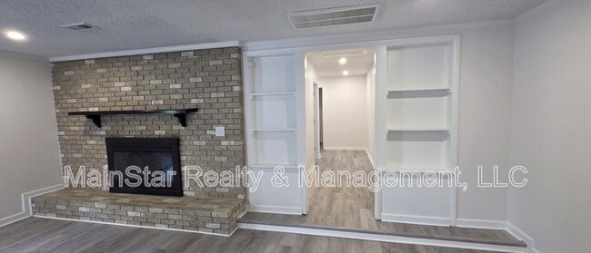100 Southburn Dr Unit BUnit B