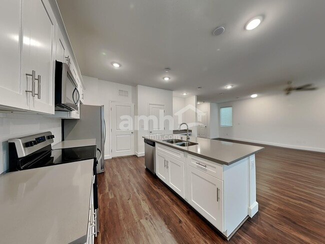 Photo - 4849 Colossal Star St