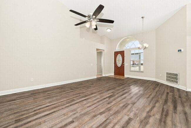 215 Island Water Way