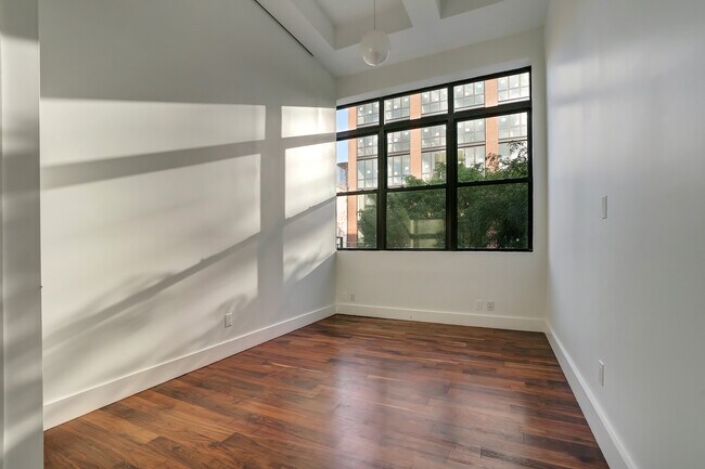 Photo - 120 S 4th St Unit 3F