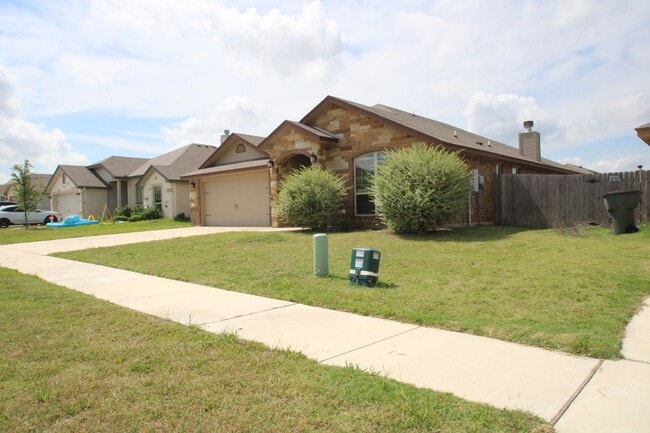 Photo - Room to Relax: Spacious 4BR Home in Killeen’s Settlers Pass