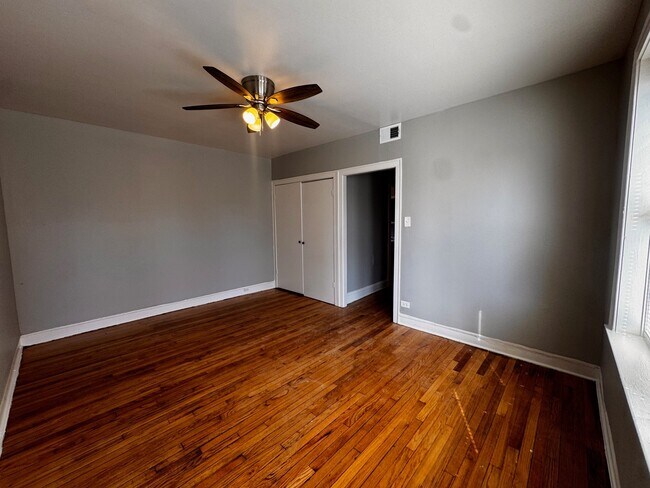 3723-3729 W Grand Ave Unit 3723-1