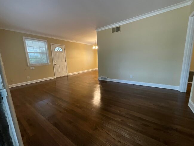 Photo - 4980 Sequoia Rd