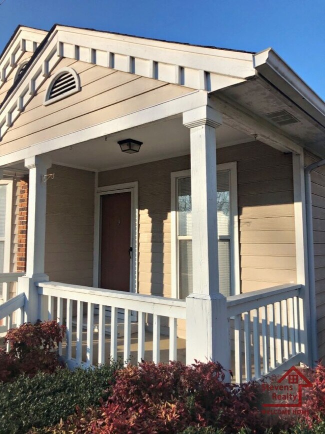 Photo - 106 Vinewood Rd