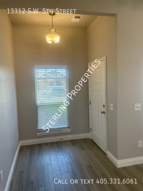 Photo - 13312 SW 5th St