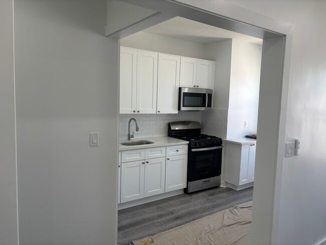 Photo - 739 43rd St Unit 2nd floor